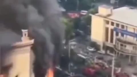 BREAKING In Marseille, migrants burned one of the largest libraries in France