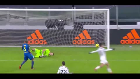 Cristiano Ronaldo's Incredible Goals for Juventus in Football #4