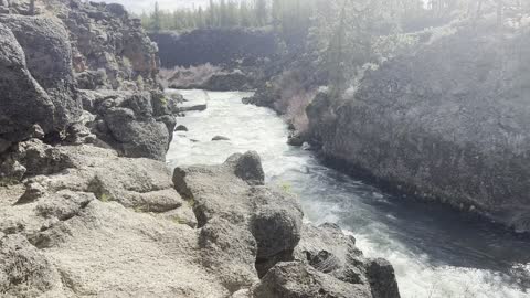 Wild & Scenic Deschutes River Roaring Through Volcanic Lava Canyon – Central Oregon – 4K