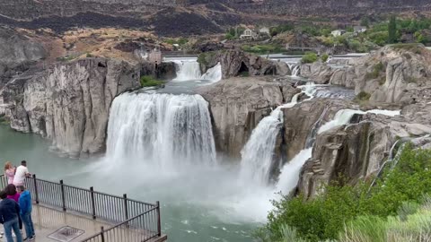 Shoshone Falls