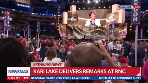 Kari Lake gets RNC crowd to boo 'fake news'