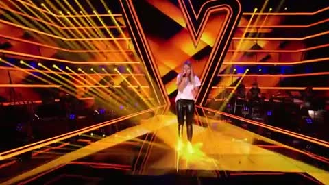 extraordinary-song-choices-in-the-blind-audition_17