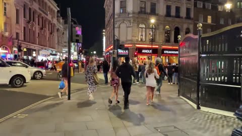 London Nightlife With Many Beautiful Ladies 🇬🇧 London Night Walk