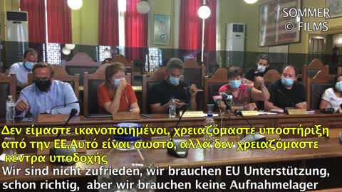 Rebecca Sommer stellt unbequemen Fragen an Linke EU Parlamentarier im Rathaus Lesbos 19.9.2020