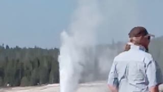Yellowstone geyser eruption