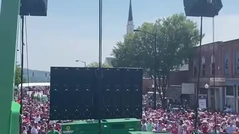 Trump Rally Overflow Crowd at Pickens South Carolina
