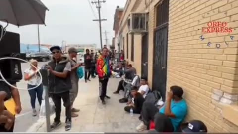 “F*ck You Americans!” – Illegals Verbally Assault News Reporters in El Paso,TX
