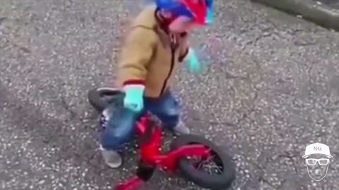 Who fell off their bike better: Biden or this dramatic toddler? 🤣🤣🤣