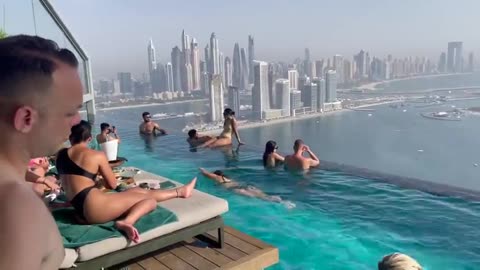 Skypool in Dubai