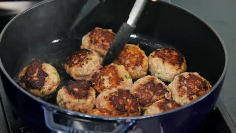 Juicy MEATBALL RECIPE - How to Cook Italian Meatballs