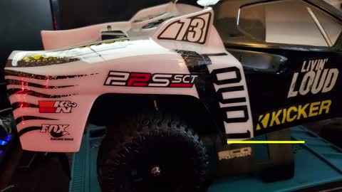 Losi 22s SCT 2WD - Quick Unboxing