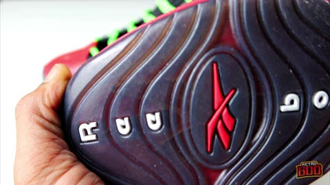 Hoops in the Holidays: Reebok Question Mid Street Sleigh | Unboxing & Review of Festive Kicks!