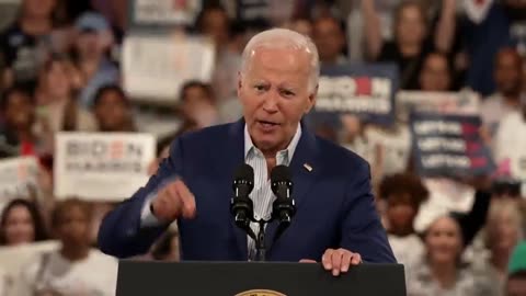 Joe Biden SCREAMS And Coughs During Angry Rally