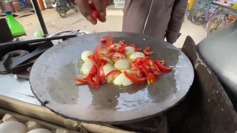 Popular Boiled Egg Fry of Bihar _ Indian Street Food