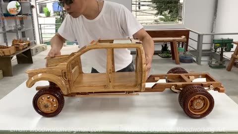 Crafting a Wooden Masterpiece: The 2023 Ford F-450 Super Duty Limited Edition Truck