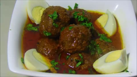 Asian food spicy kofta quree