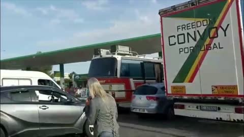 Freedom Convoy Portugal's lead truck refueling before heading to Madrid, Spain in support of Freedom