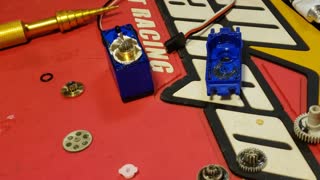 Upgrade a Traxxas 2075 Servo with a Metal Gear Set