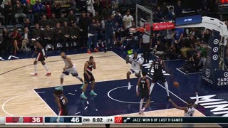 NBA - Naz Reid elevates for the POSTER! Blazers-Timberwolves