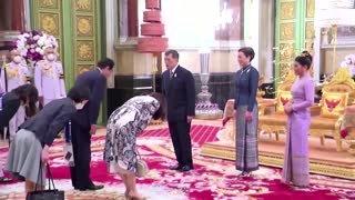World leaders greet Thai king during APEC summit