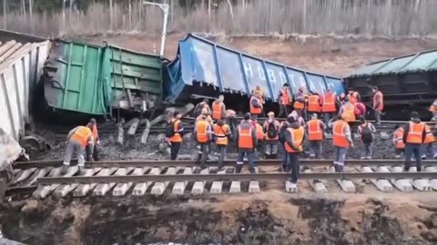 Russian Cargo Train Derails Near Moscow