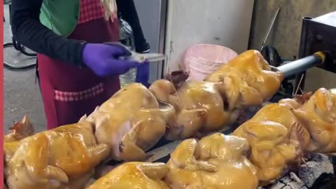 Best roast chicken in the world, I can't stop watching 🤤🥩🍚 🥰🤤🥩🍚