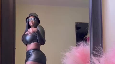 Watch thick ass ebony get dressed