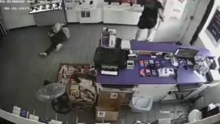 GUY TRIES TO ROBB A STORE AND FINDS THE HARD WAY IS NOT A GOOD IDEA