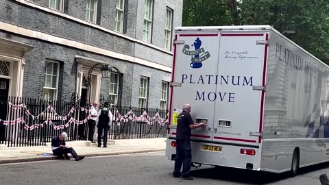 Moving time in Downing Street for Sunak and Starmer