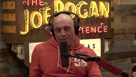 Joe Rogan: Reacts To Jeff Bezos Transformation LOL & The Richest People In The World!