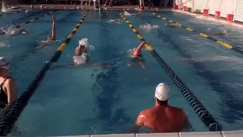 Michael Phelps dolphin kicks