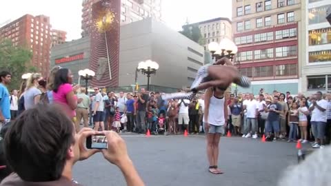 Union Square Park - Crazy Street Performers