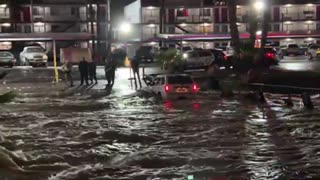 SWIFT WATER RESCUE in Las Vegas - Monsoon Rain and Flooded Waterway