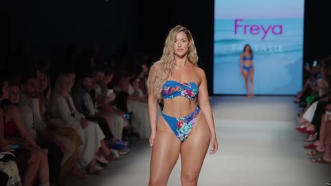 MARISSA DUBOIS _ SLOW MOTION VIDEO (FRONT AND BACK WALK) _ Paraiso Miami Beach Swim Week 2023