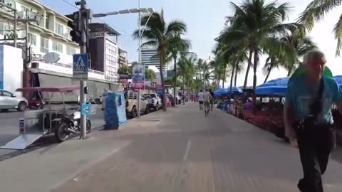 Amazing Thailand (Pattaya Beach Road)