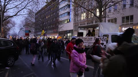 Tag der Selbstbestimmung, organisiert von Deutschland steht auf, Berlin, 17.12.2022