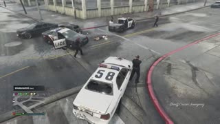 GTA V Cops vs civilians