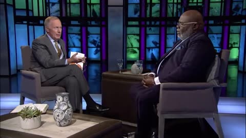 T.D. Jakes & Max Lucado: God is Our Comfort in Trials! | Praise on TBN