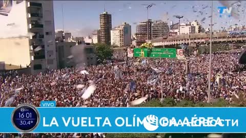 The Argentine national team was evacuated from the streets of Buenos Aires by helicopters