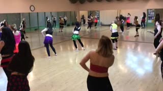 Nice Dancing Girls - Egyptian Folk Dance - Rehearsal in Dance Studio