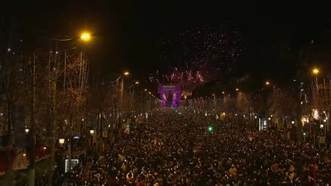 the most incredible 2023 fireworks - in full 2023 is welcomed in France 4K1080p