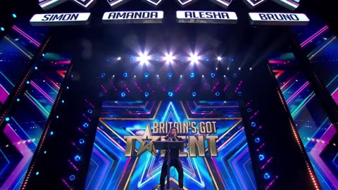 WAS THAT HIM French Beatboxer SHOCKS Everyone And Gets the GOLDEN BUZZER BGT 2023