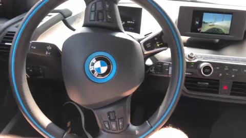 BMW i3 self parking