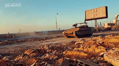 Palestinian fighters target Israeli tanks