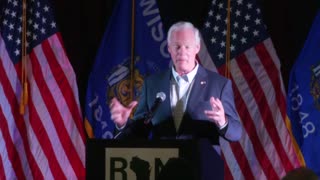 Senator Ron Johnson addresses his supporters