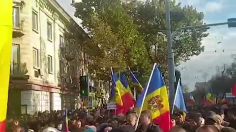 ❗️ Protesters clash with police in Chisinau ❗️