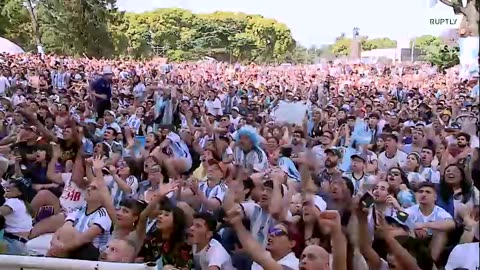 Argentina fans erupt with joy as national team beats Australia to qualify for the quarter-final