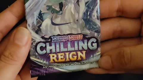 Chilling reign pack opening