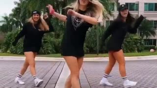 Tilda Dash - Crazy - Shuffle Dance