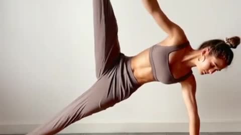 Yoga Girl Amazing yoga legstand, Spilits, Stretching, Flexibility